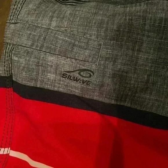 Silwave Men's Navigator High Performance Board Shorts Size 28 - Picture 12 of 12